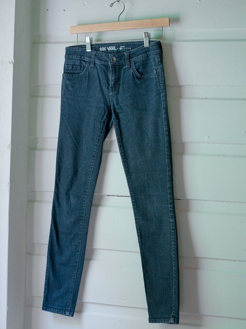 Vans Dark Wash Low Rise Skinny Jeans Size 3